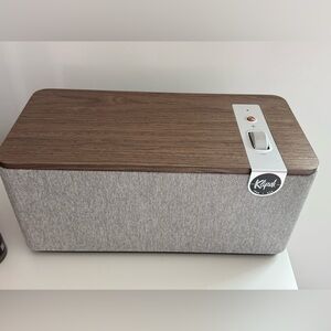 Klipsch Speaker with Walnut and Gray Design
